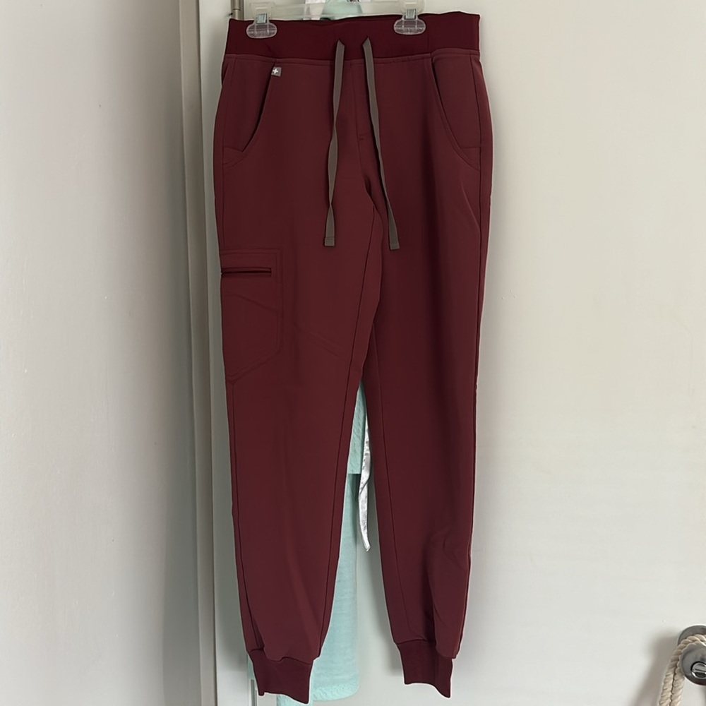 Figs Dark Cherry Zamora jogger scrub pants
